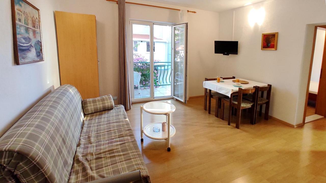 Apartments Martin Drvenik  Extérieur photo