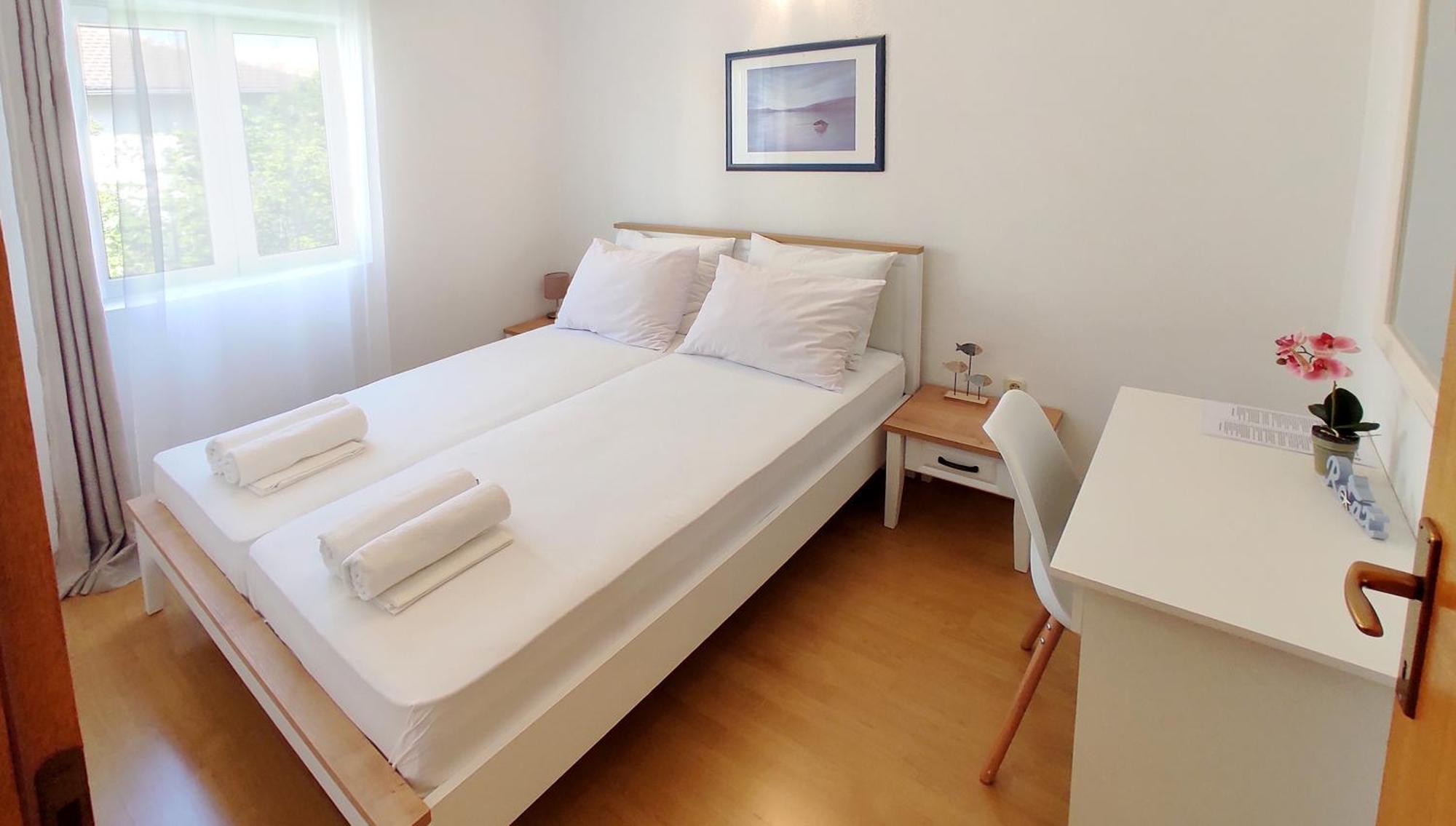 Apartments Martin Drvenik  Extérieur photo